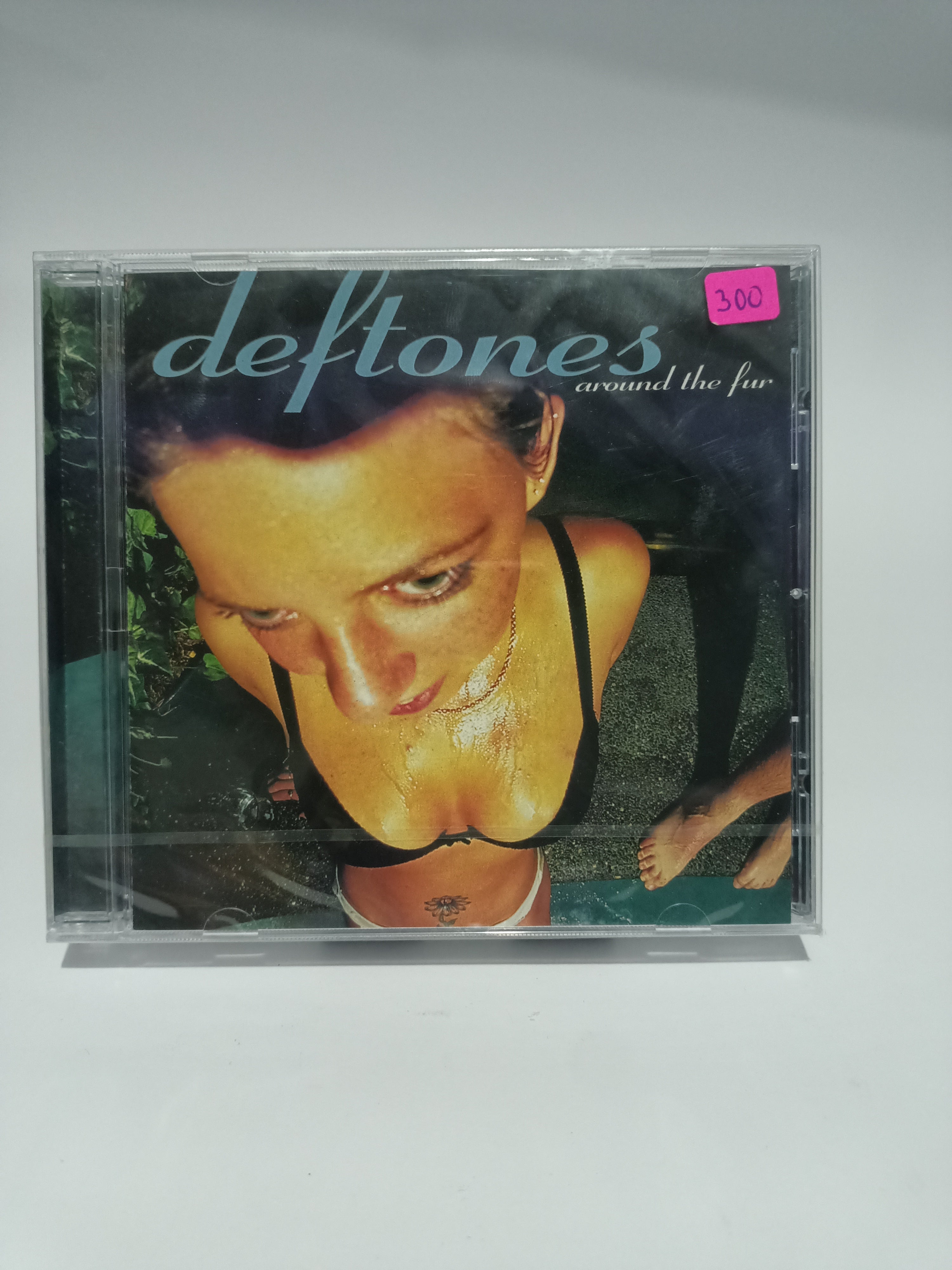 Deftones - Around the Fur
